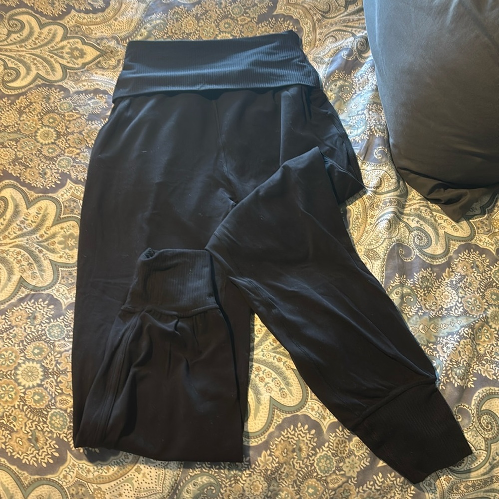 Align joggers